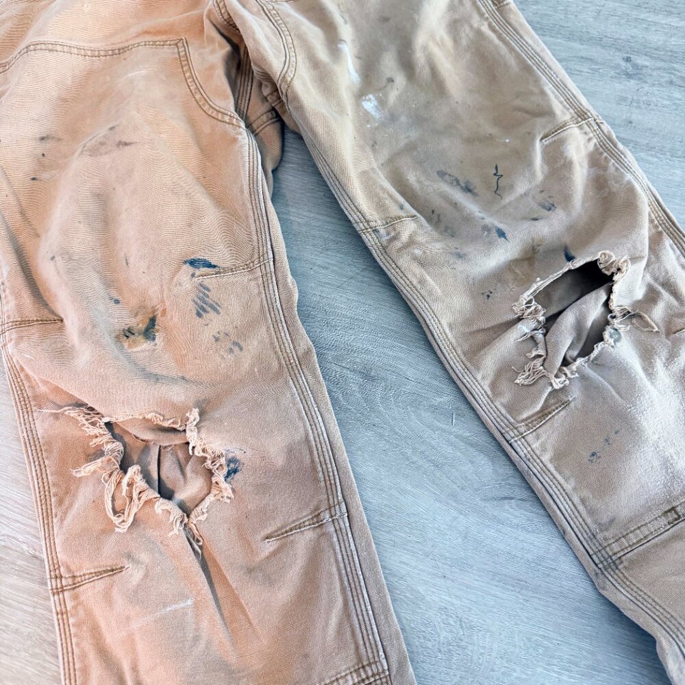 Carhartt 31x34 Double Front Rugged Flex Work Pants - Distressed Paint - Picture 2 of 8
